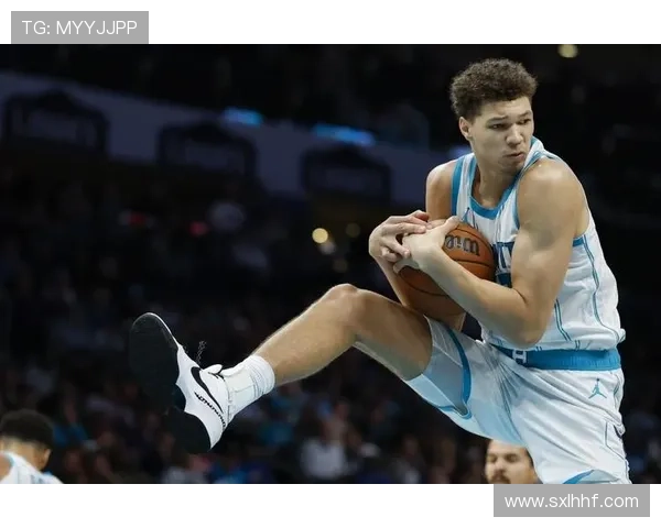 塞克斯顿强调黄蜂团结拼搏的重要性期待本赛季取得突破性进展